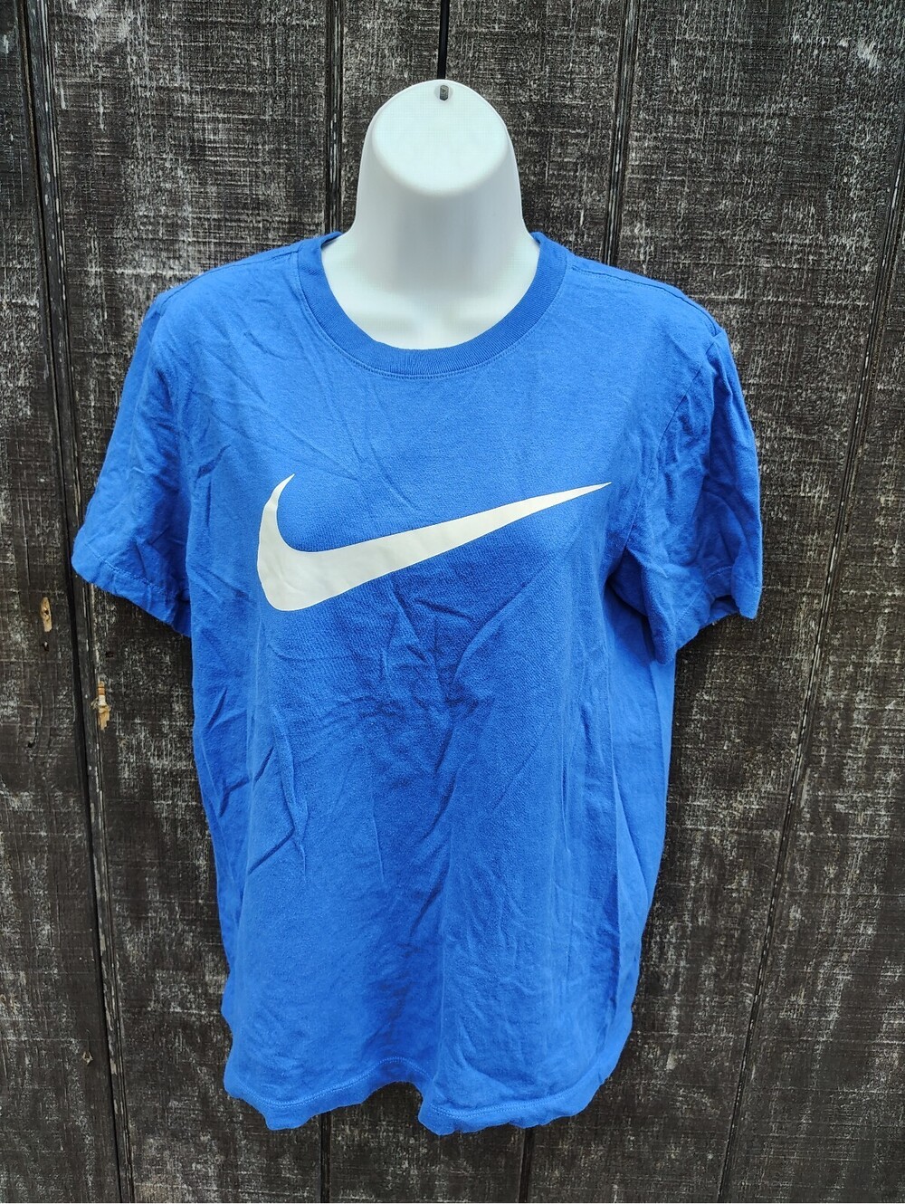 The Nike Tee Top